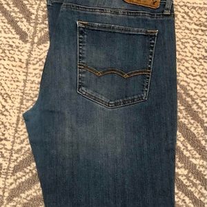 Men’s AMERICAN EAGLE jeans LIKE NEW